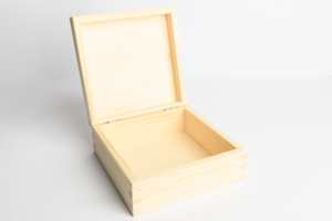 Krabička 14x12x6 cm